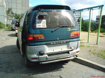 1996 Mitsubishi Delica Pictures