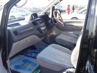 1996 Mitsubishi Delica Photos