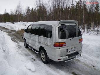 1996 Mitsubishi Delica Pictures