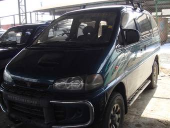 1996 Mitsubishi Delica Pictures