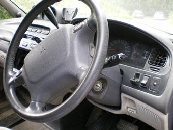 1996 Mitsubishi Delica Pics