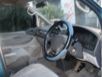 1996 Mitsubishi Delica Photos