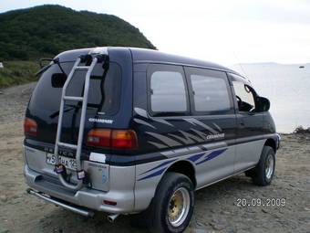 1996 Mitsubishi Delica Photos