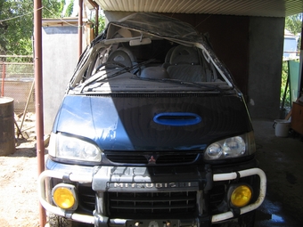1997 Mitsubishi Delica