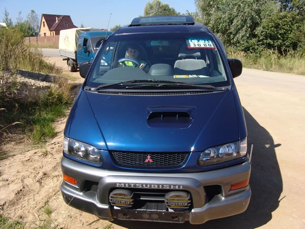 1997 Mitsubishi Delica