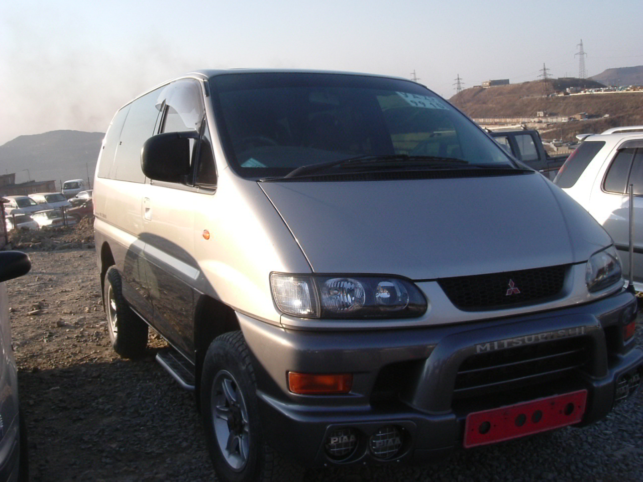 1997 Mitsubishi Delica