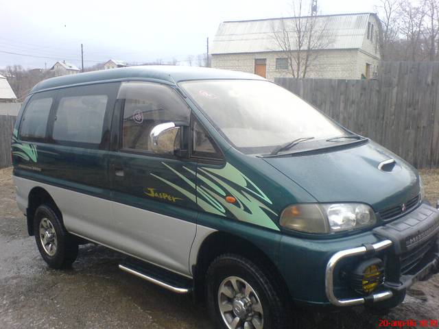 1997 Mitsubishi Delica