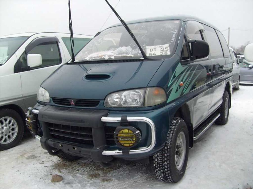 1997 Mitsubishi Delica