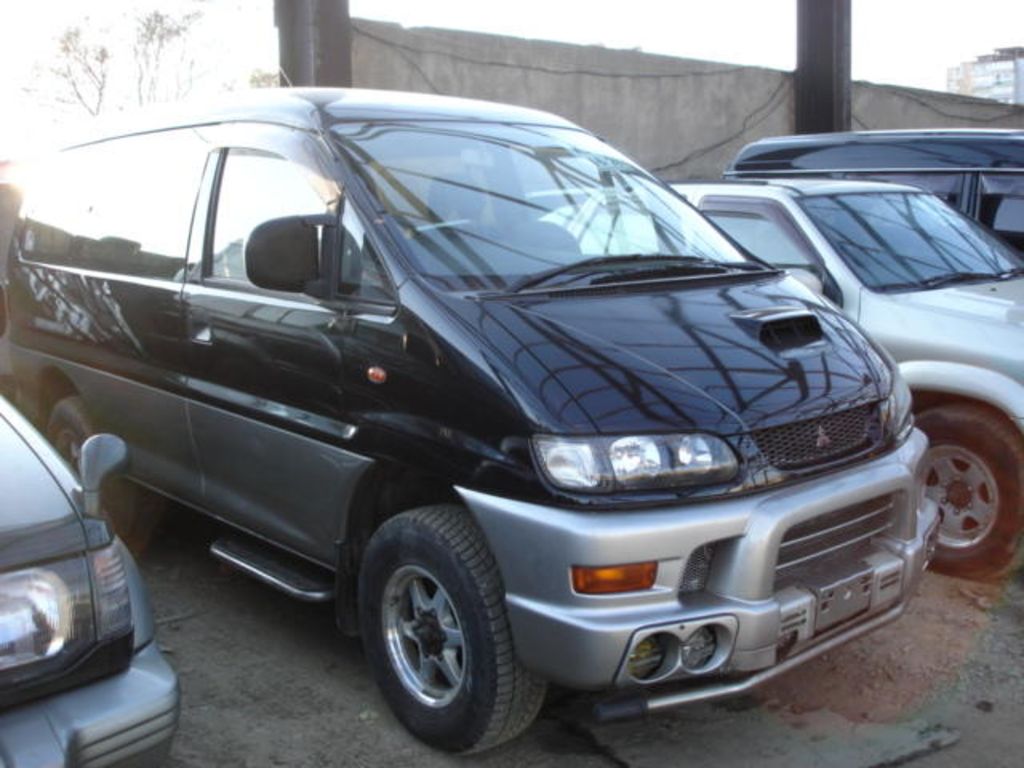 1997 Mitsubishi Delica