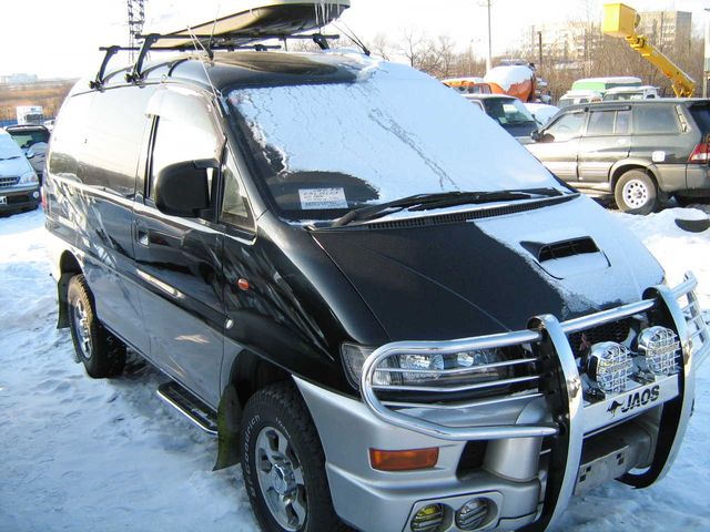 1997 Mitsubishi Delica