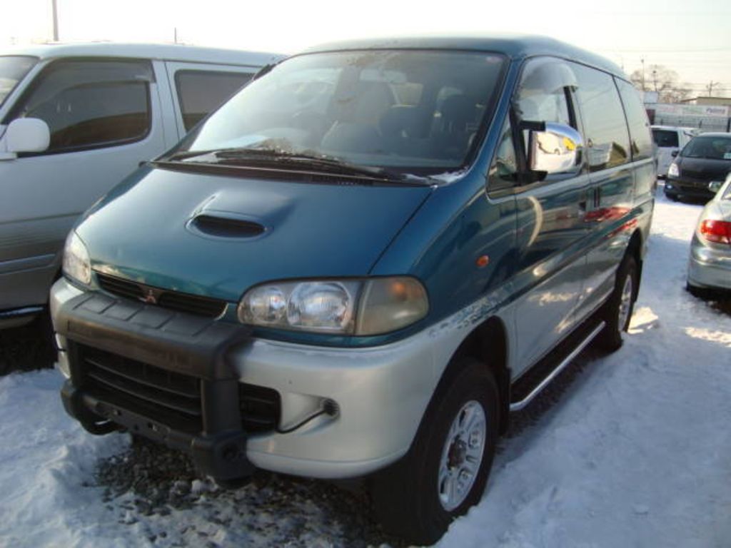 1997 Mitsubishi Delica