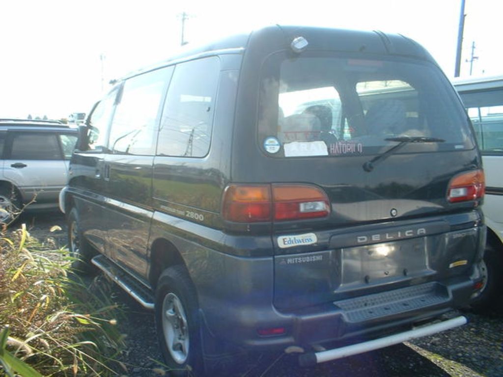 1997 Mitsubishi Delica