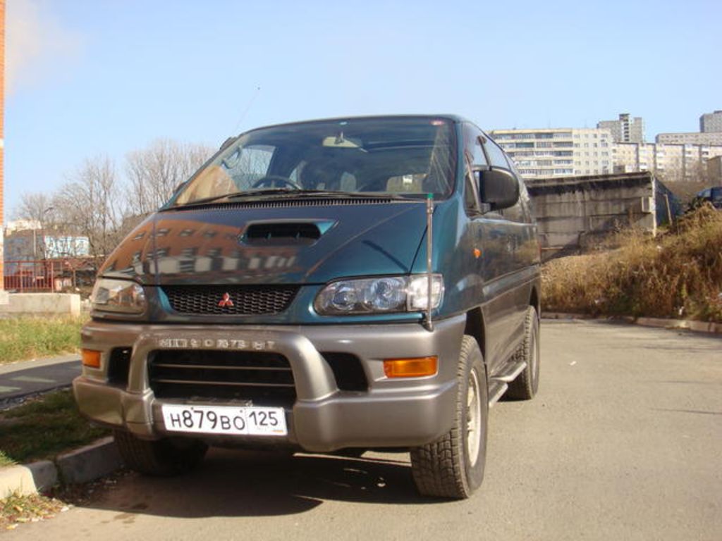 1997 Mitsubishi Delica