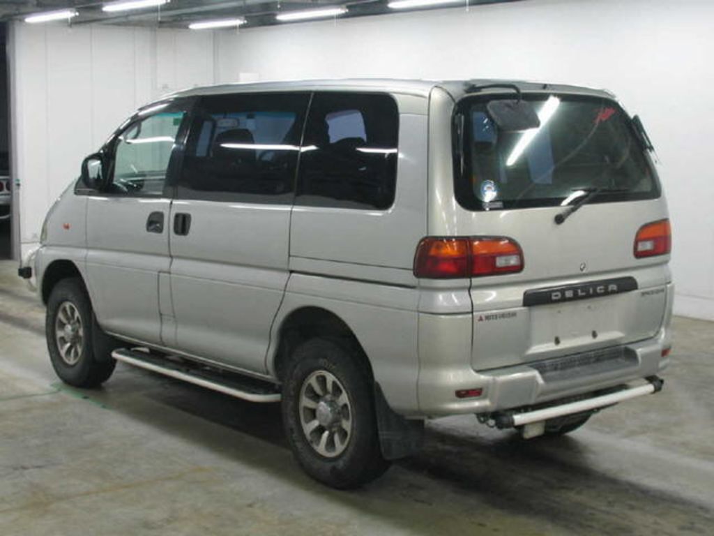 1997 Mitsubishi Delica