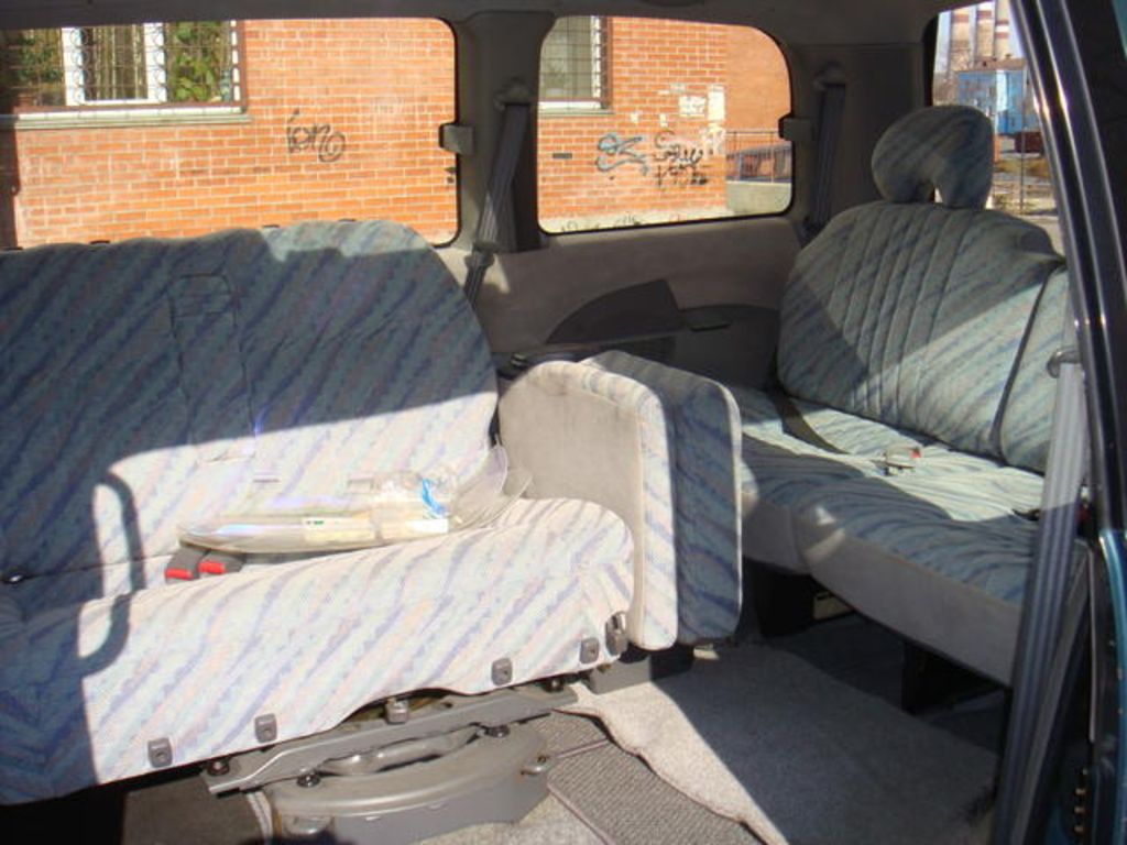 1997 Mitsubishi Delica