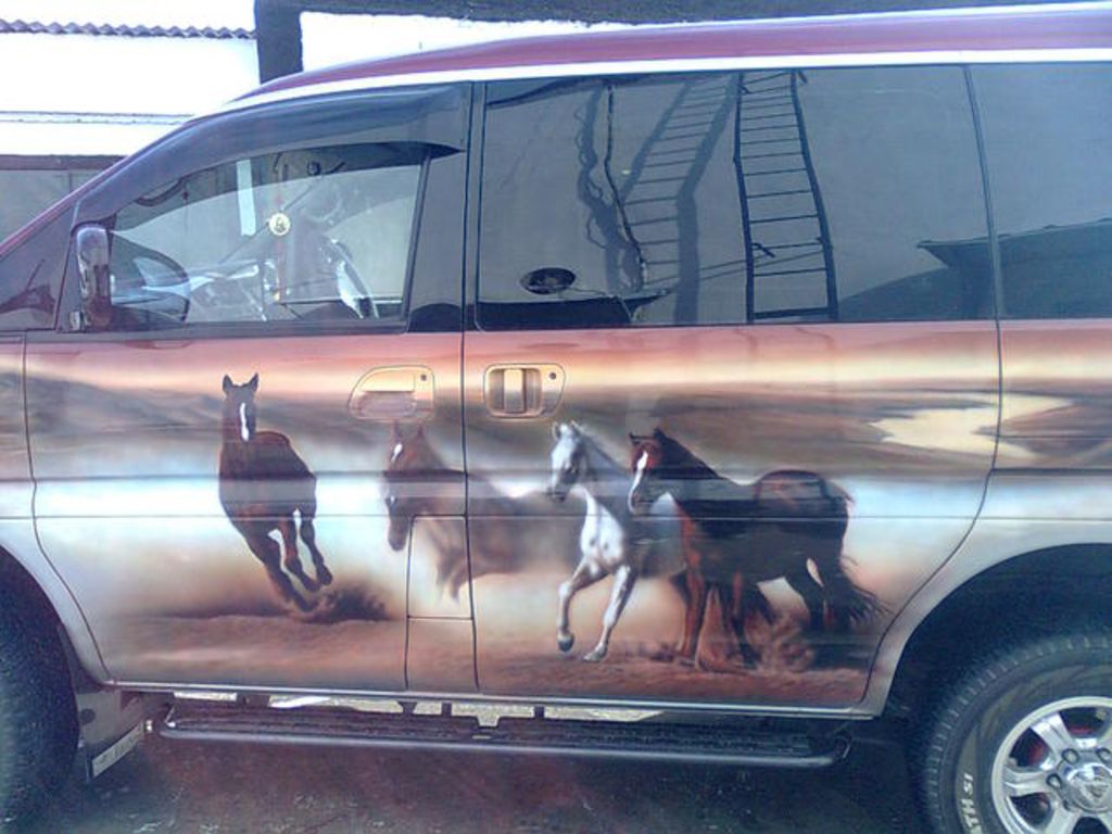 1997 Mitsubishi Delica