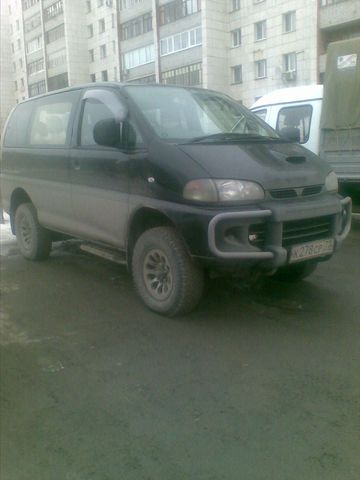 1997 Mitsubishi Delica