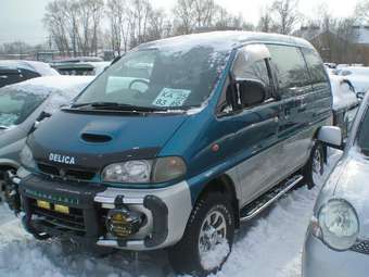 1997 Mitsubishi Delica Pics