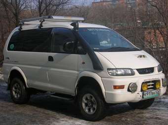 1997 Mitsubishi Delica Pics