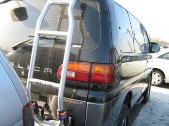 1997 Mitsubishi Delica Pics