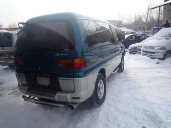 1997 Mitsubishi Delica Photos