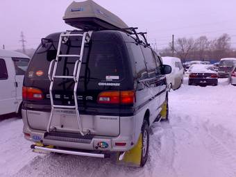 1997 Mitsubishi Delica Photos
