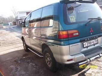 1997 Mitsubishi Delica Pictures