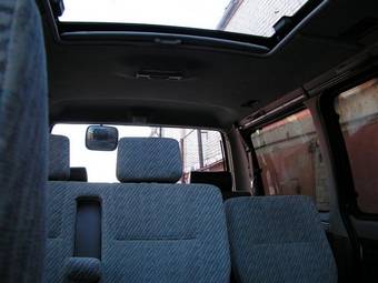 1997 Mitsubishi Delica Pictures