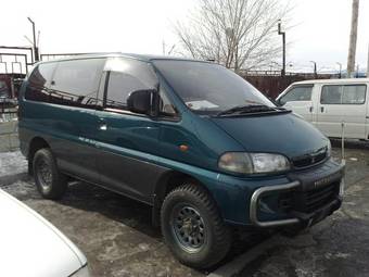 1997 Mitsubishi Delica Pictures