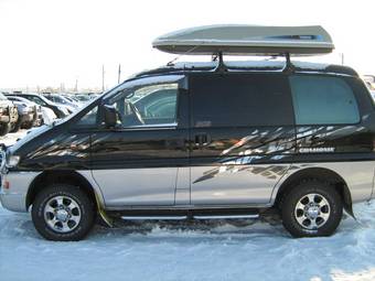1997 Mitsubishi Delica Pictures