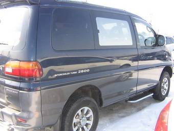 1997 Mitsubishi Delica Pictures