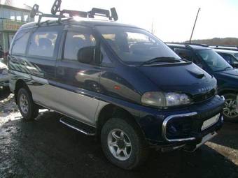 1997 Mitsubishi Delica Pics