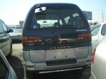 1997 Mitsubishi Delica Photos