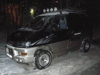 1997 Mitsubishi Delica Pictures