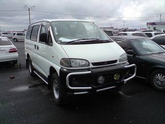 1997 Mitsubishi Delica Images
