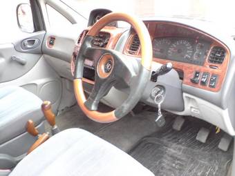 1997 Mitsubishi Delica Pictures