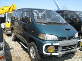 1997 Mitsubishi Delica Wallpapers