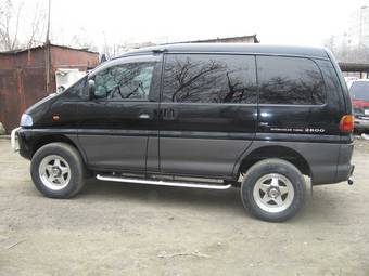 1997 Mitsubishi Delica For Sale