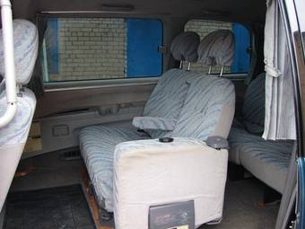 1997 Mitsubishi Delica Photos