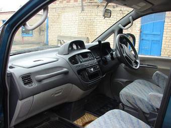 1997 Mitsubishi Delica Photos