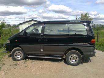 1997 Mitsubishi Delica Pics