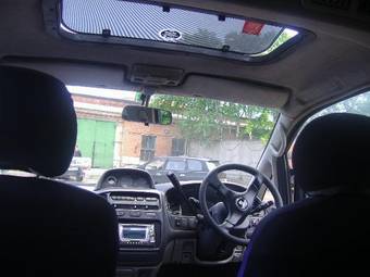 1997 Mitsubishi Delica Pictures