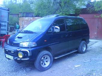 1997 Mitsubishi Delica Pics