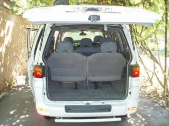 1997 Mitsubishi Delica Pictures