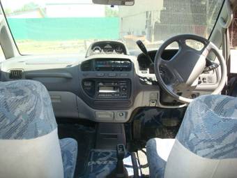 1997 Mitsubishi Delica Photos