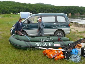 1997 Mitsubishi Delica Photos