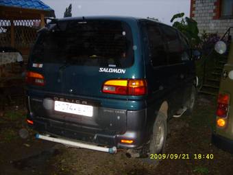 1997 Mitsubishi Delica Photos