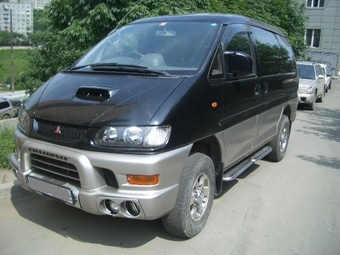 1998 Mitsubishi Delica