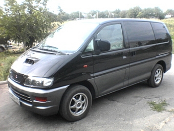 1998 Mitsubishi Delica