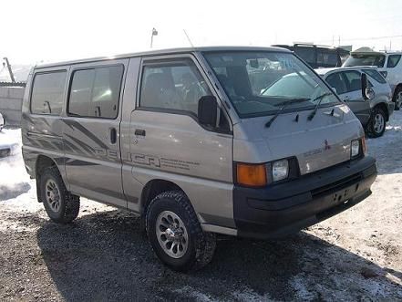 1998 Mitsubishi Delica